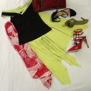 🖤💚 STAR CITY 3PC VINTAGE SET – TOP AND 2 SKIRTS – SIZE SM – MED – SMEDIUM 💚🖤